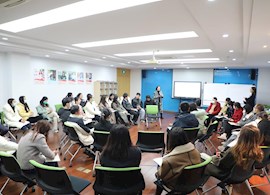 记石湖中学班主任心育专题培训