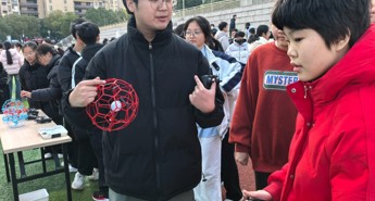 【发现·教研】触摸未来科技，乐享智慧体验 ——石湖中学第七届科技节系列活动（一）